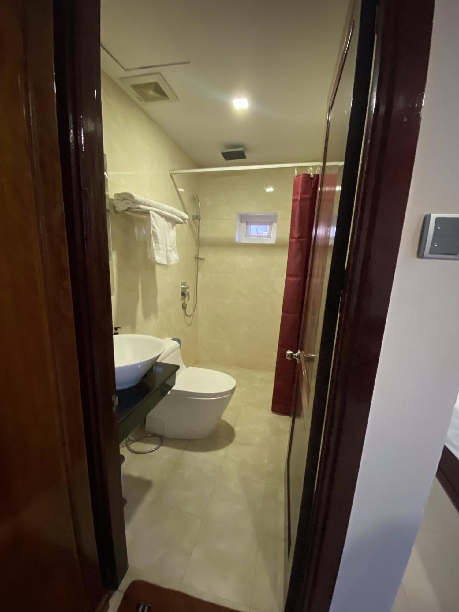 Kingdom Danang Hotel Buitenkant foto
